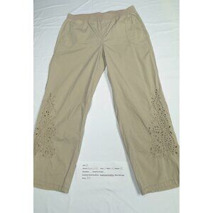 Chico’s Khaki Eyelet Pants Size 2.5 Pull On Embroidered Summer